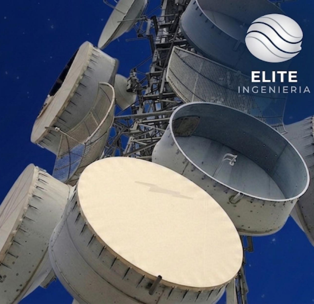 Antenas y equipos de telecomunicaciones